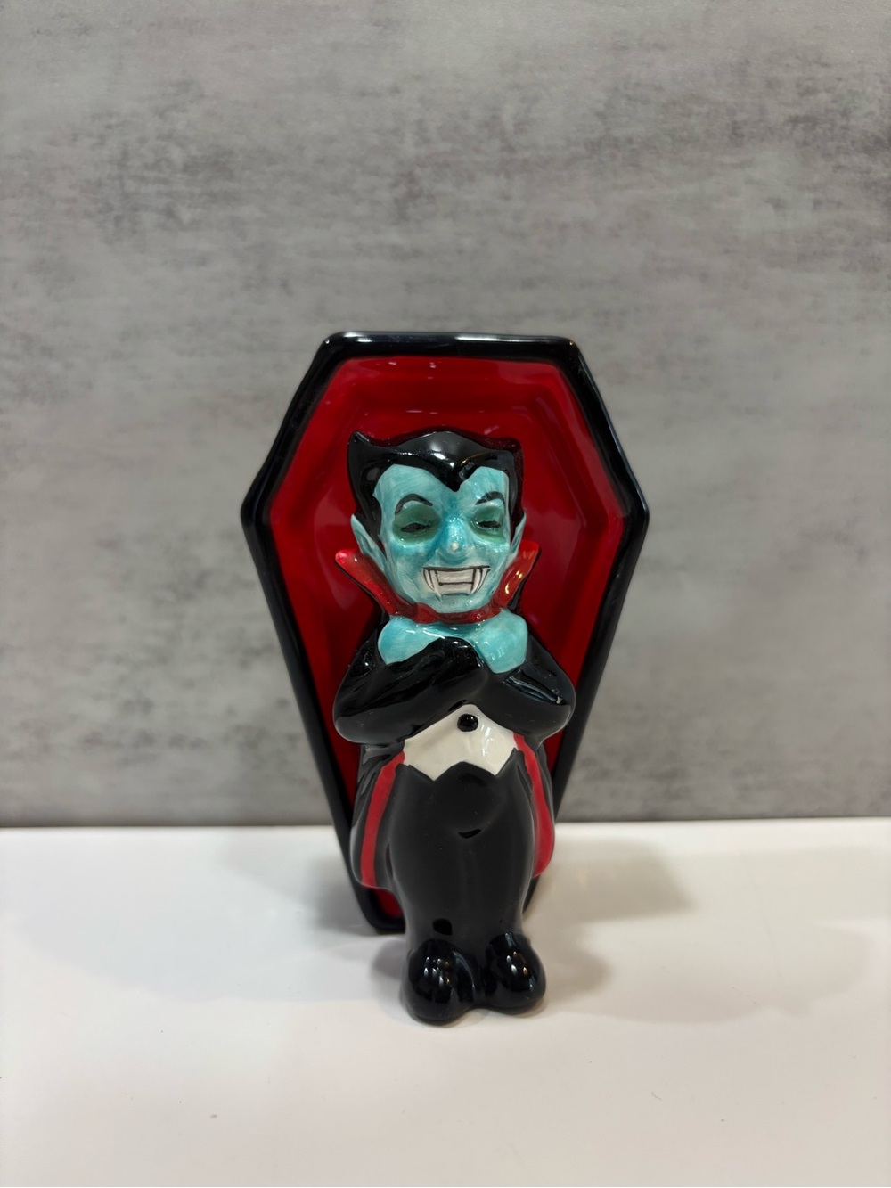 Dracula Vampire Salt & Pepper Shakers Halloween